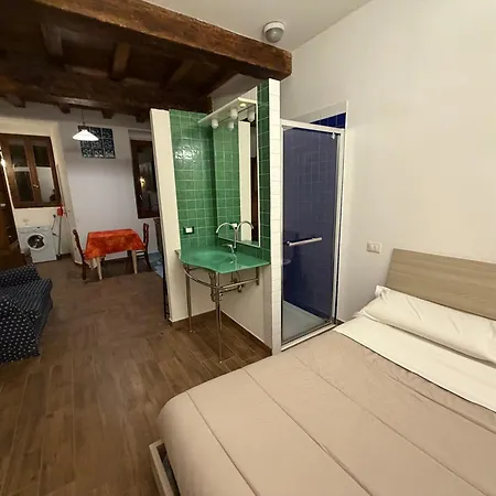 Cavour - Center Lägenhet *